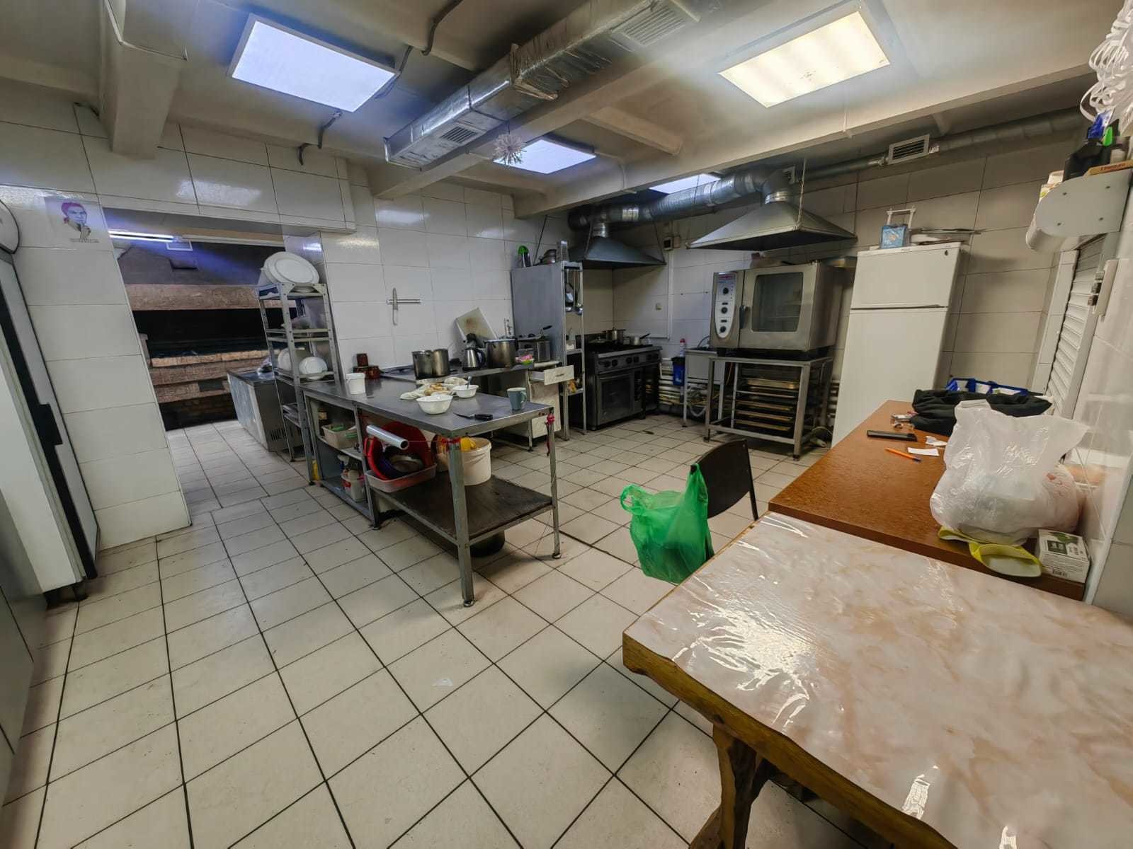 Продажа коммерческой недвижимости, 1300м <sup>2</sup>, Подстепновка, Южное шоссе,  8км