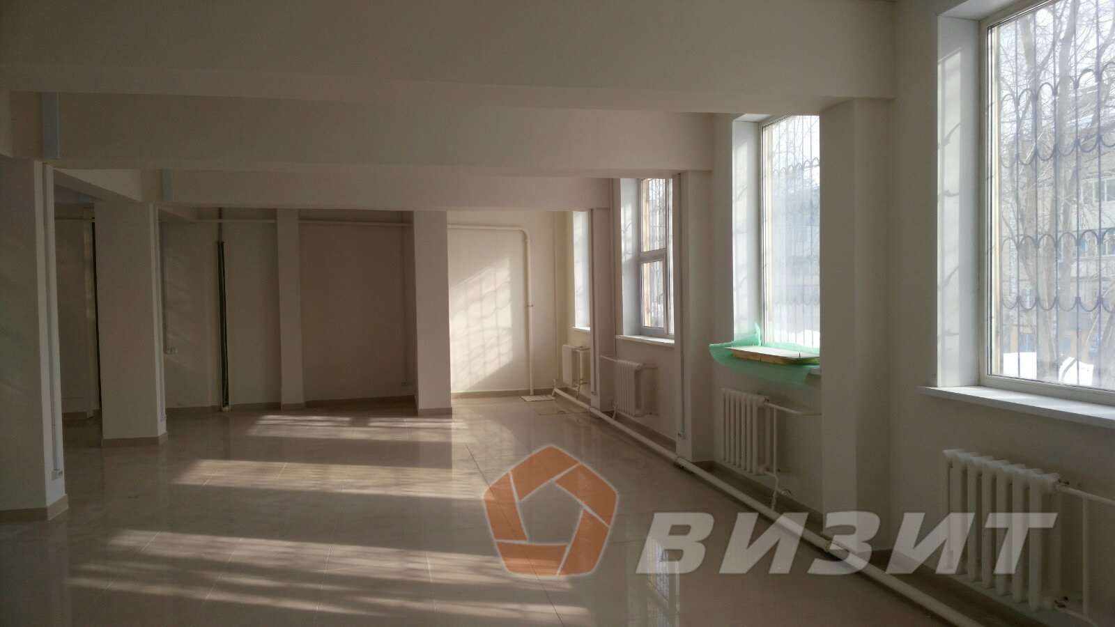 Аренда коммерческой недвижимости, 212м <sup>2</sup>, Самара, Аэродромная улица,  117