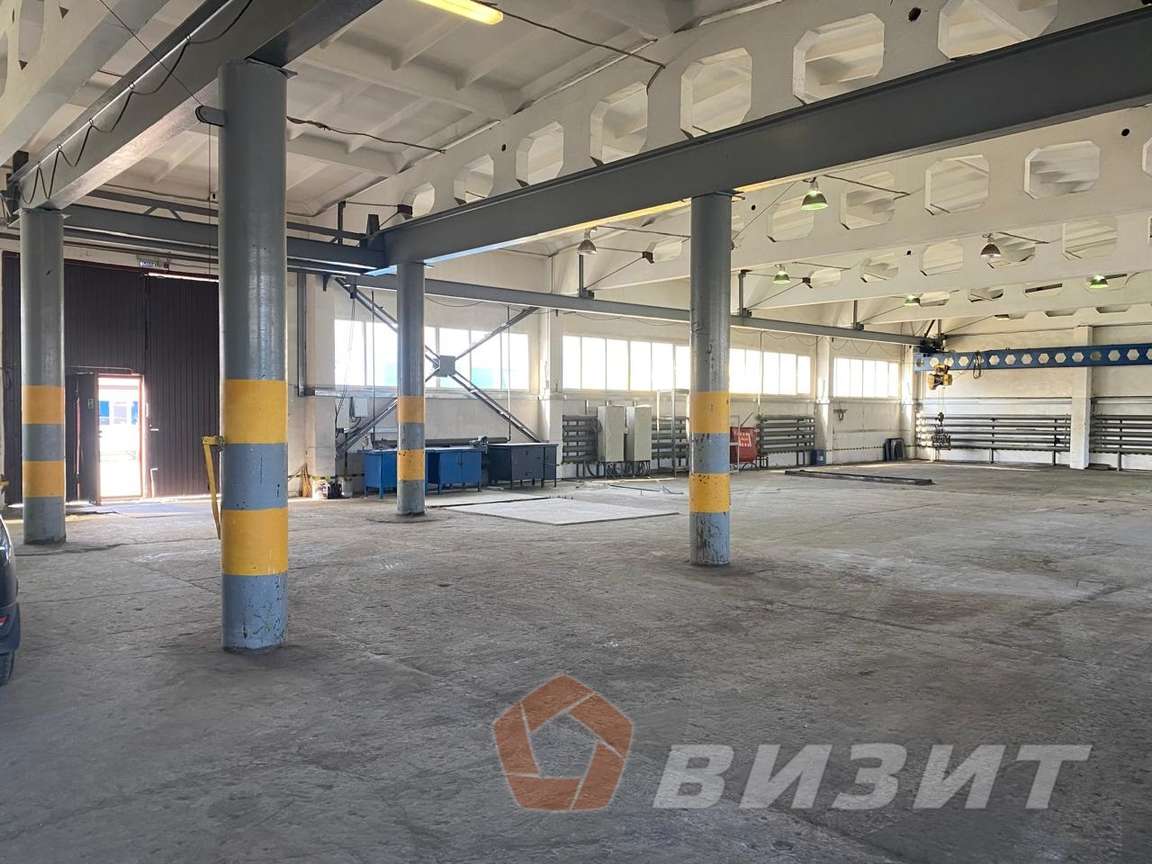 Продажа коммерческой недвижимости, 700м <sup>2</sup>, Новокуйбышевск, Промышленная 2-я улица,  7