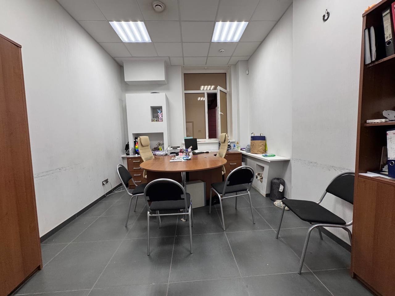 Аренда коммерческой недвижимости, 370м <sup>2</sup>, Самара, Гагарина улица,  1а