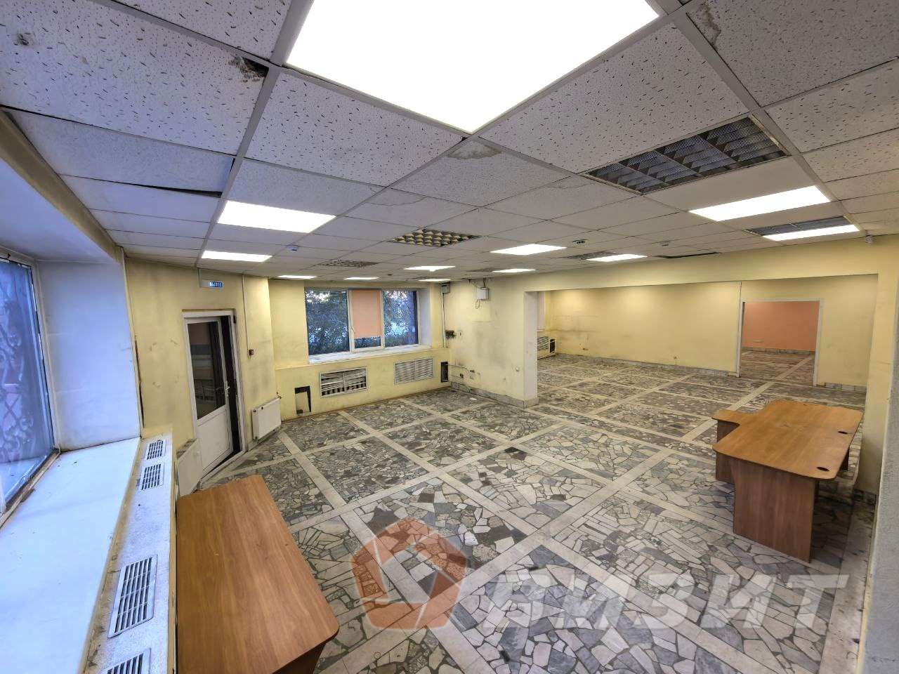 Аренда коммерческой недвижимости, 240м <sup>2</sup>, Самара, Бобруйская улица,  89