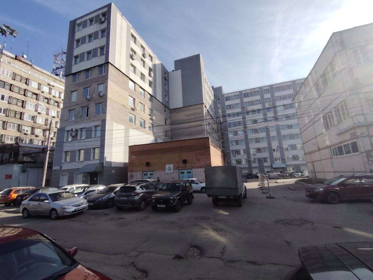 Аренда коммерческой недвижимости, 890м <sup>2</sup>, Самара, Аэродромная улица,  45а