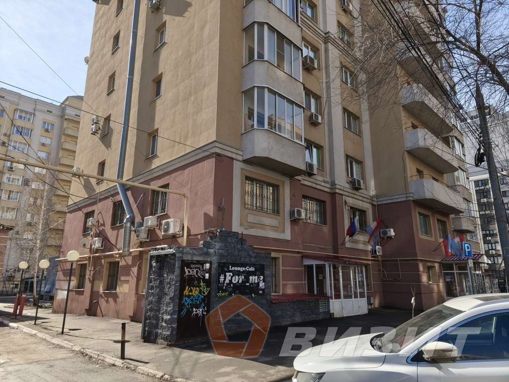 Продажа коммерческой недвижимости, 294м <sup>2</sup>, Самара, Рабочая улица,  85