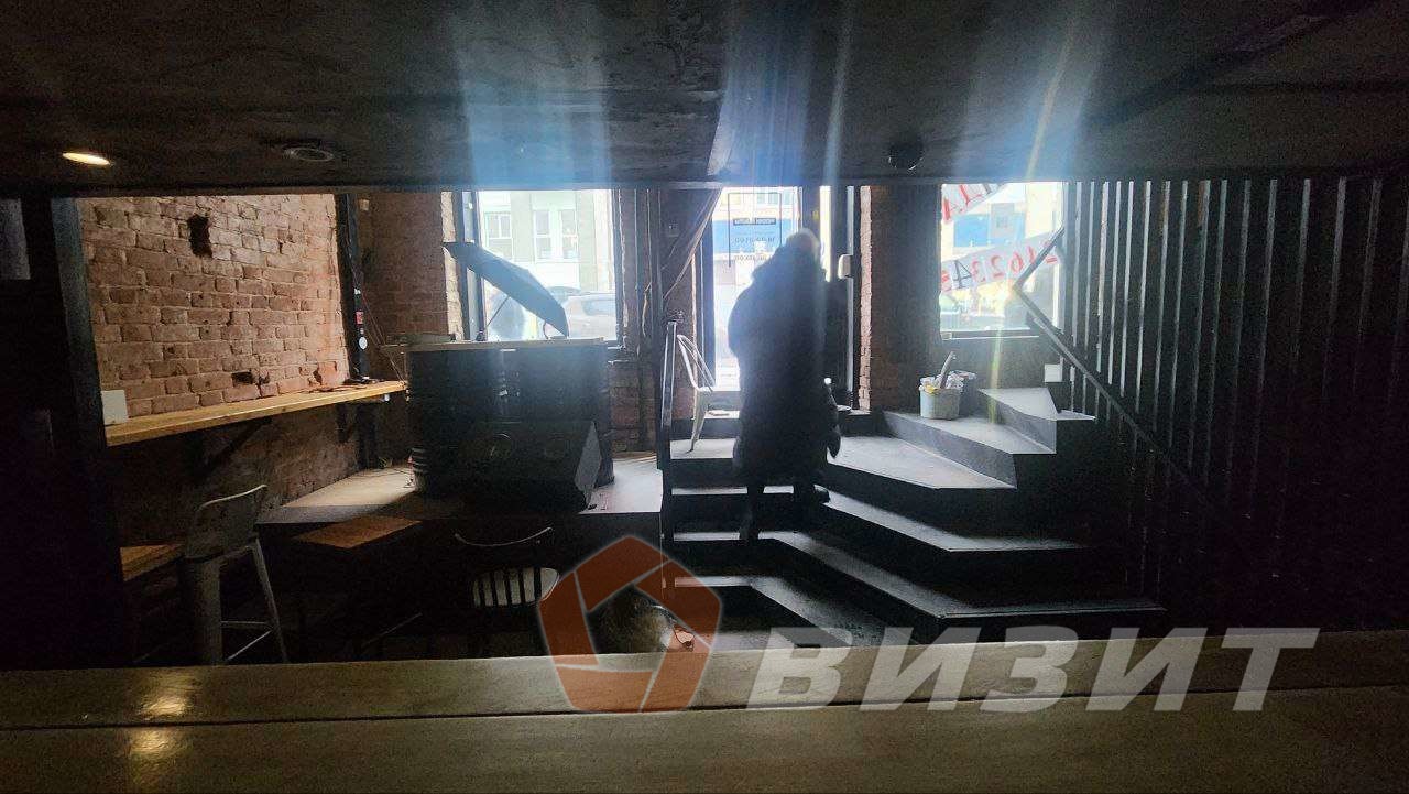 Аренда коммерческой недвижимости, 187м <sup>2</sup>, Самара, Молодогвардейская улица,  102