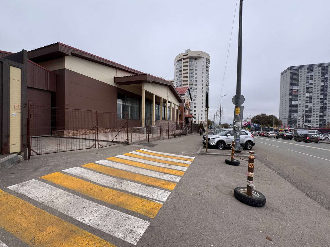 Аренда коммерческой недвижимости, 1260м <sup>2</sup>, Самара, Дыбенко улица,  104