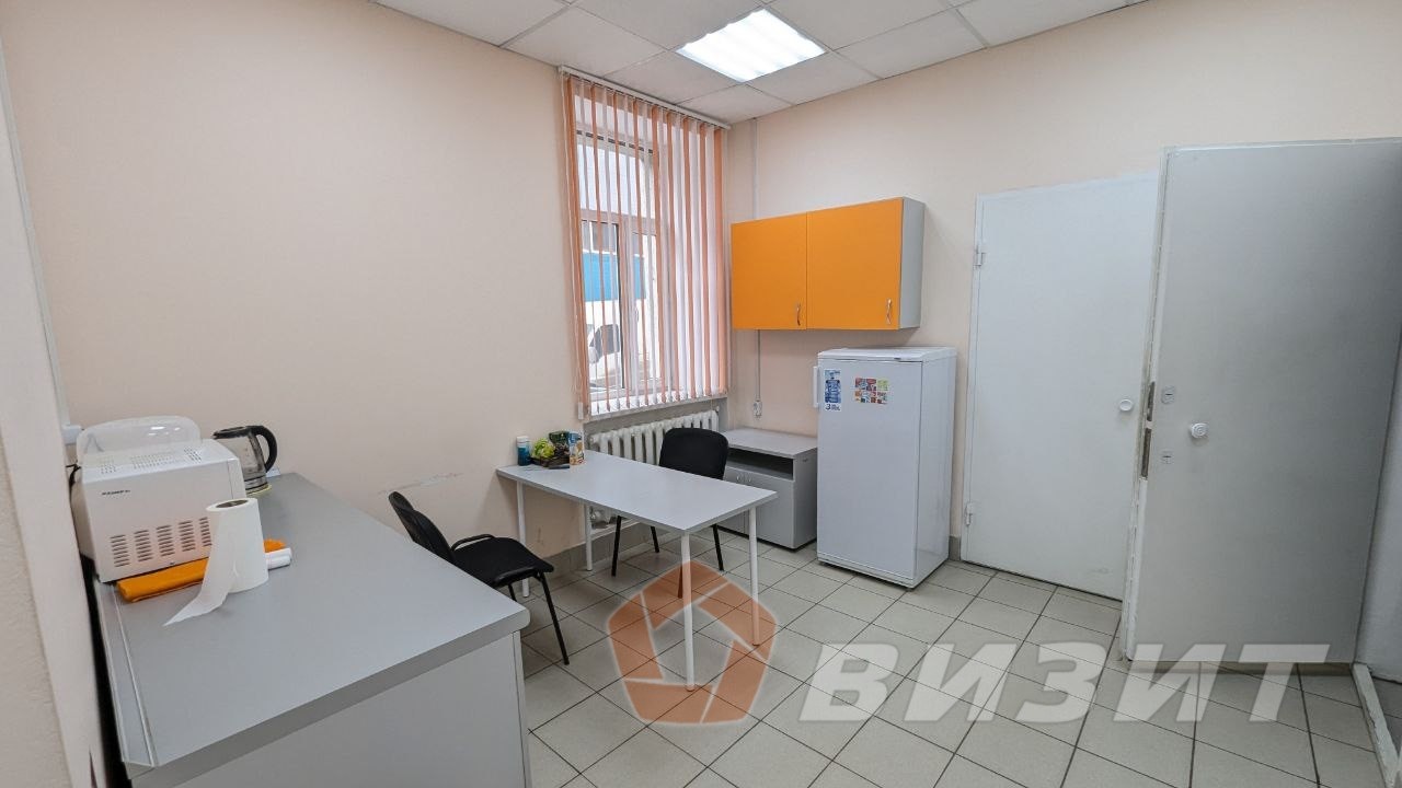 Аренда коммерческой недвижимости, 300м <sup>2</sup>, Самара, Мирная улица,  162