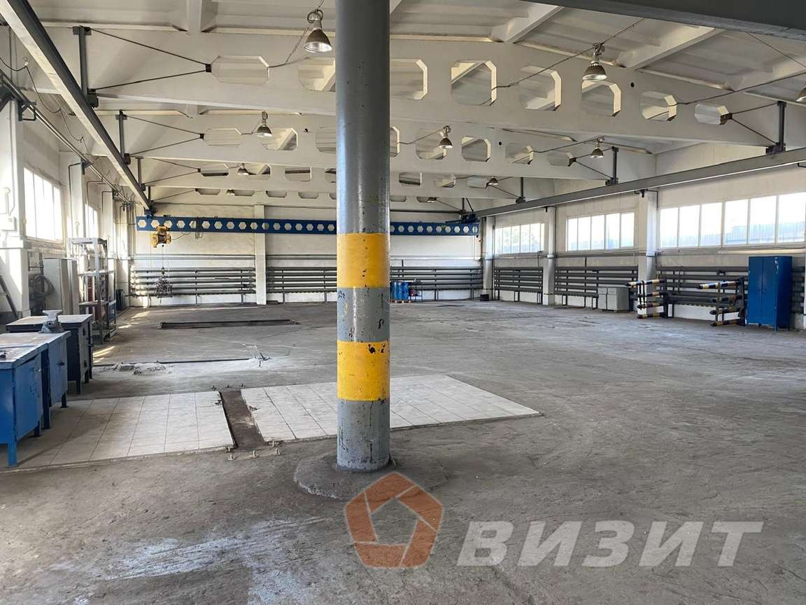 Продажа коммерческой недвижимости, 700м <sup>2</sup>, Новокуйбышевск, Промышленная 2-я улица,  7