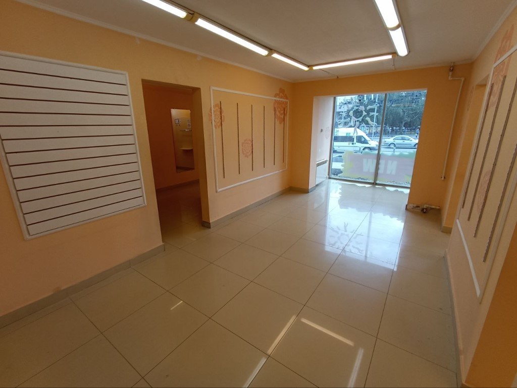 Продажа коммерческой недвижимости, 64м <sup>2</sup>, Самара, Ново-Садовая улица,  22