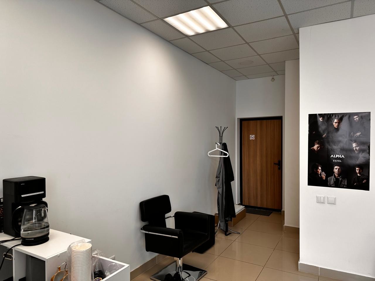 Продажа коммерческой недвижимости, 28м <sup>2</sup>, Самара, Солнечная улица,  20