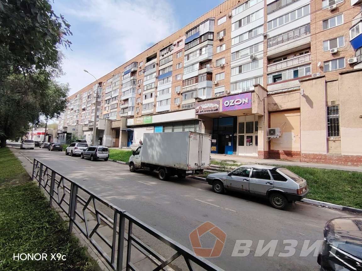 Аренда коммерческой недвижимости, 140м <sup>2</sup>, Самара, Юных Пионеров проспект,  142