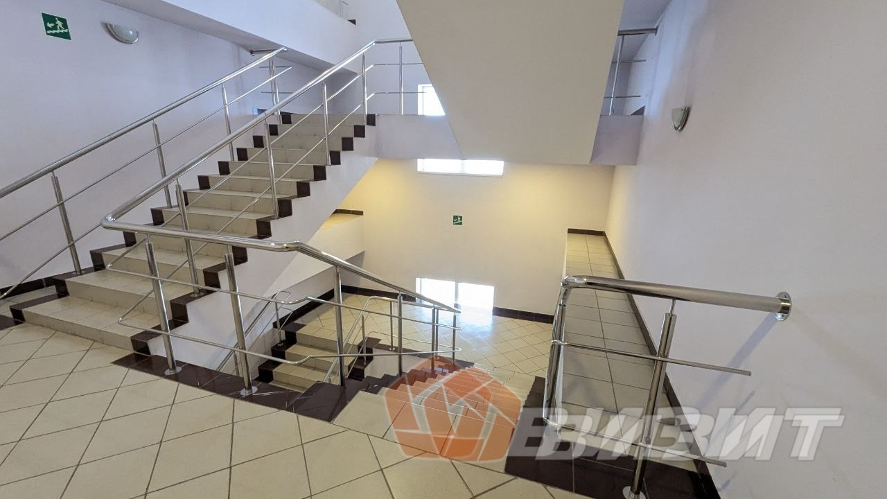 Аренда коммерческой недвижимости, 1332м <sup>2</sup>, Самара, Московское шоссе,  41