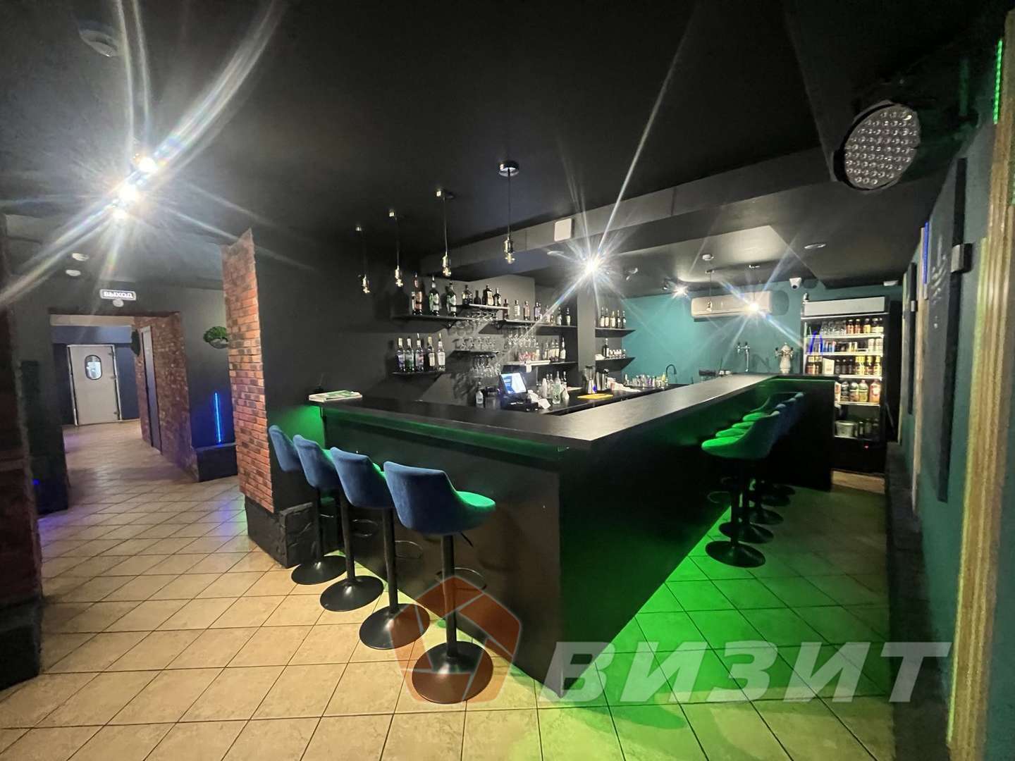 Продажа коммерческой недвижимости, 405м <sup>2</sup>, Самара, Физкультурная улица,  113