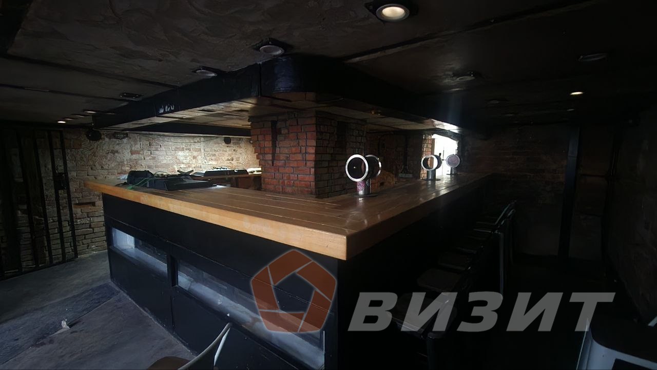 Аренда коммерческой недвижимости, 187м <sup>2</sup>, Самара, Молодогвардейская улица,  102