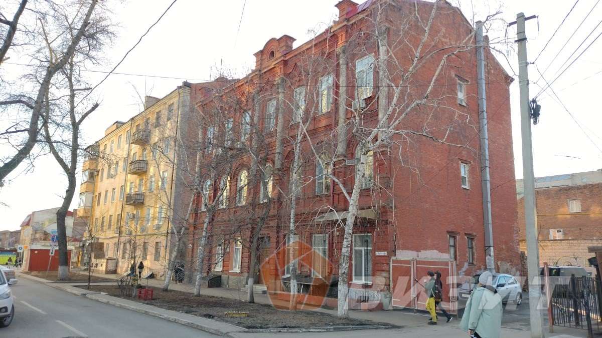 Продажа коммерческой недвижимости, 240м <sup>2</sup>, Самара, Чапаевская улица,  106