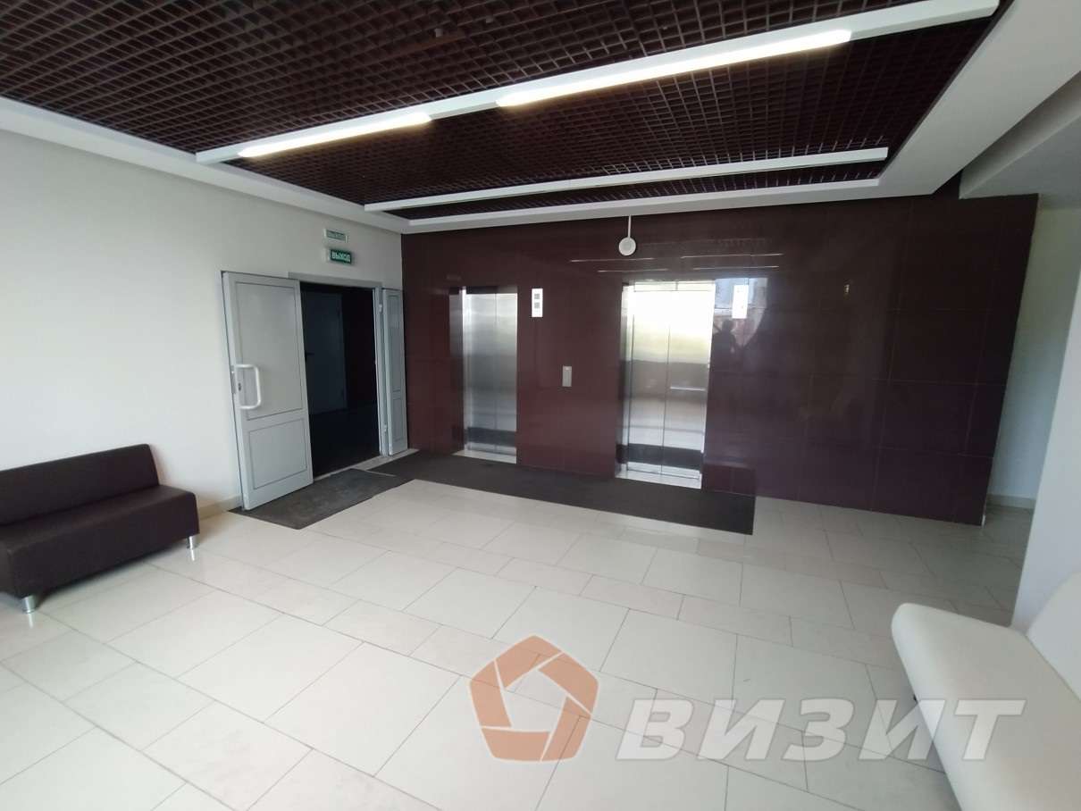 Аренда коммерческой недвижимости, 633м <sup>2</sup>, Самара, Мичурина улица,  21