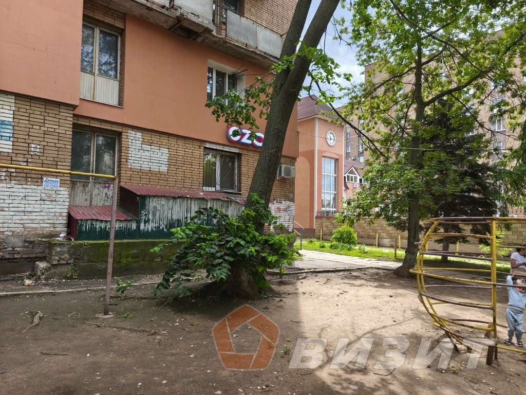 Продажа коммерческой недвижимости, 50м <sup>2</sup>, Самара, Дзержинского улица,  13А