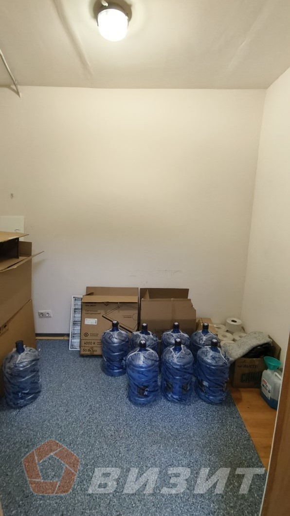 Продажа коммерческой недвижимости, 268м <sup>2</sup>, Самара, 6-я просека,  137