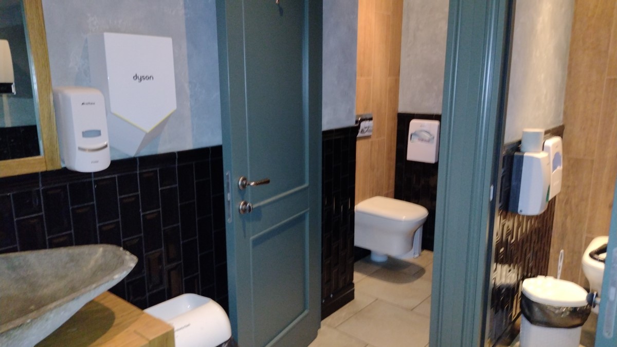 Аренда коммерческой недвижимости, 500м <sup>2</sup>, Самара, Мичурина улица,  21