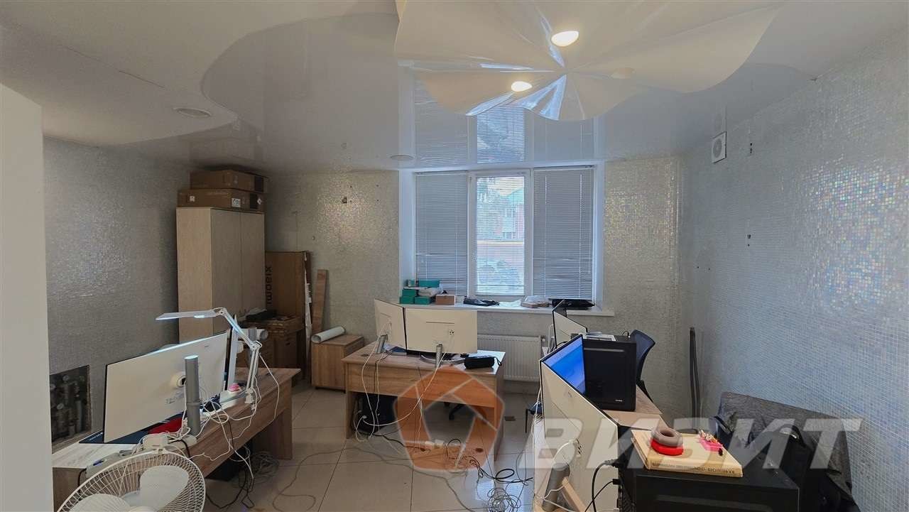 Аренда коммерческой недвижимости, 211м <sup>2</sup>, Самара, 3-я просека,  250