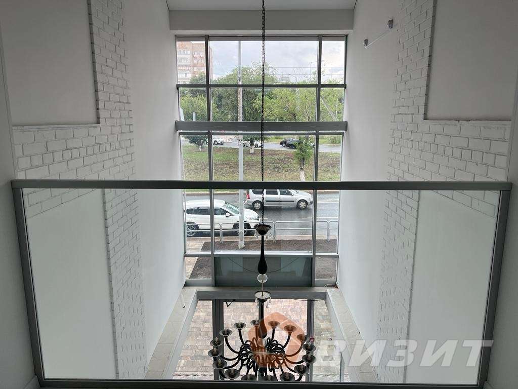 Продажа коммерческой недвижимости, 980м <sup>2</sup>, Самара, 3-я просека,  64