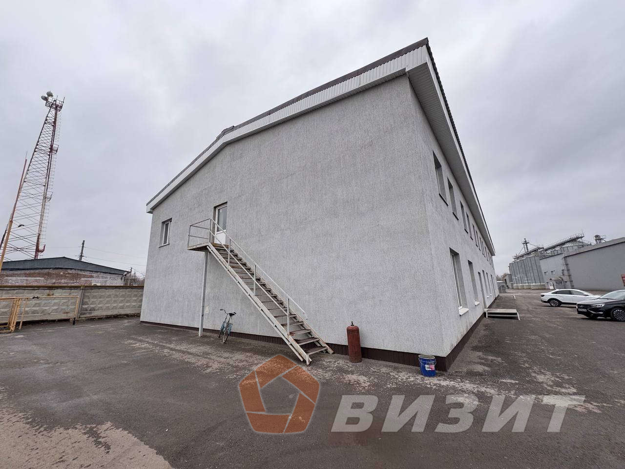 Аренда коммерческой недвижимости, 715м <sup>2</sup>, Самара, Поселковая улица,  6