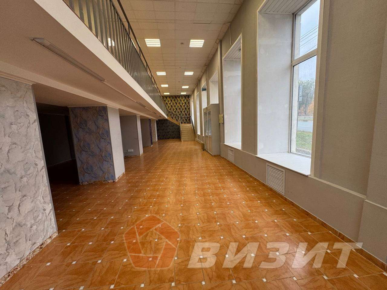 Аренда коммерческой недвижимости, 284м <sup>2</sup>, Самара, Гагарина улица,  153