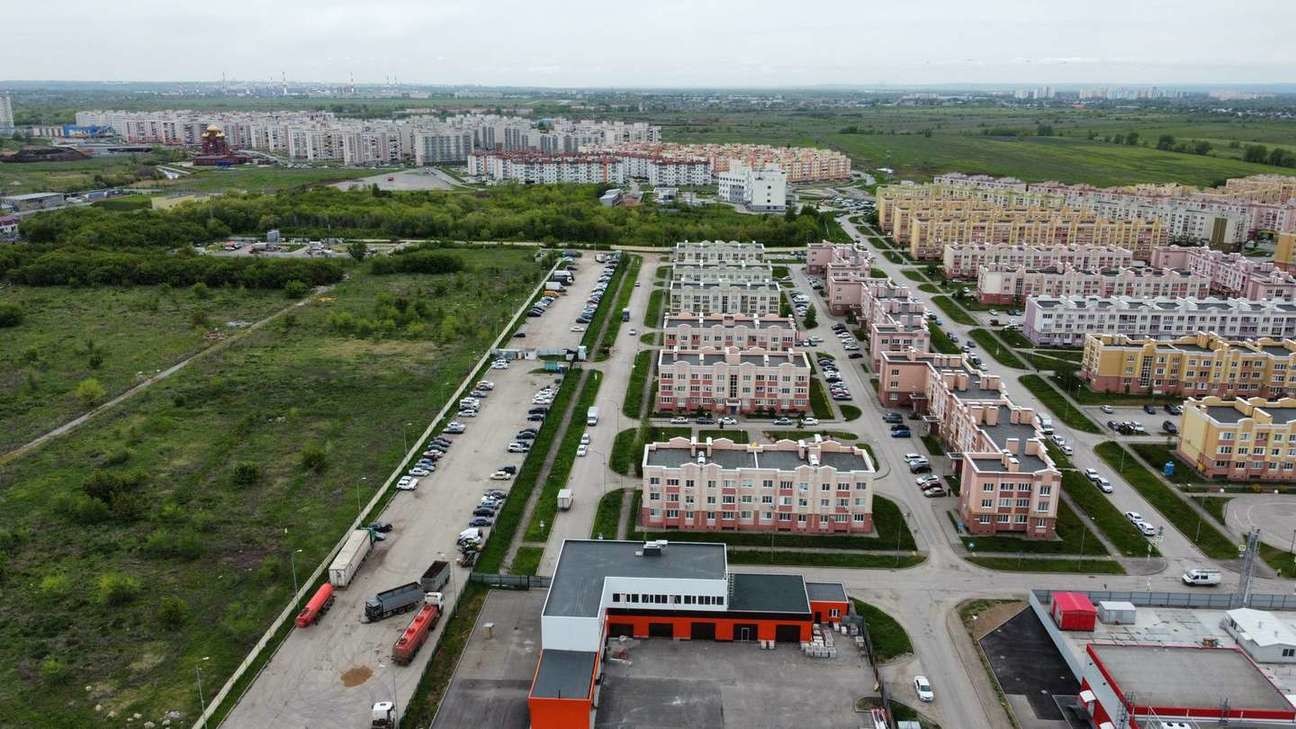 Аренда коммерческой недвижимости, 375м <sup>2</sup>, Лопатино, Изумрудная улица,  2а