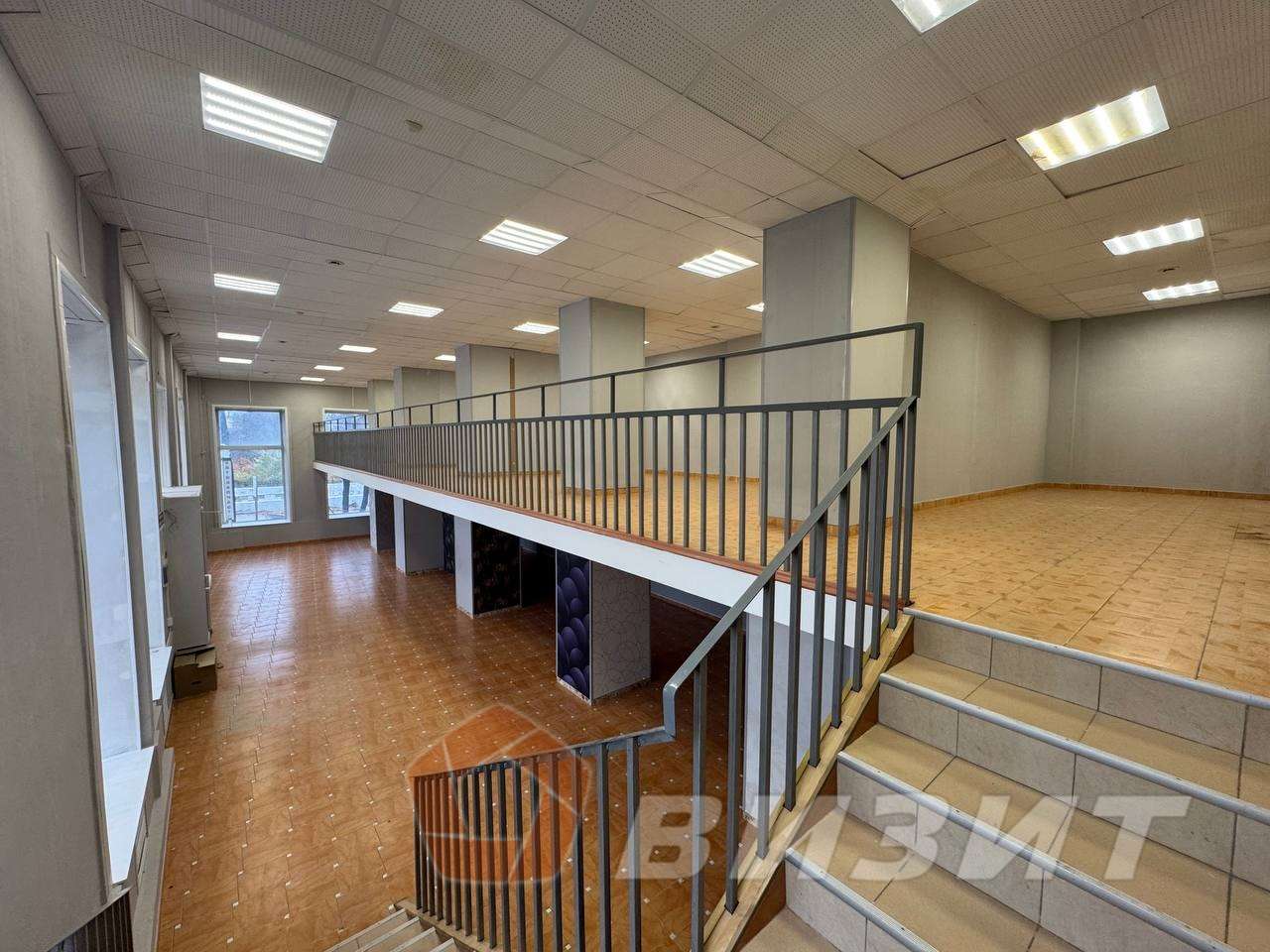 Аренда коммерческой недвижимости, 284м <sup>2</sup>, Самара, Гагарина улица,  153