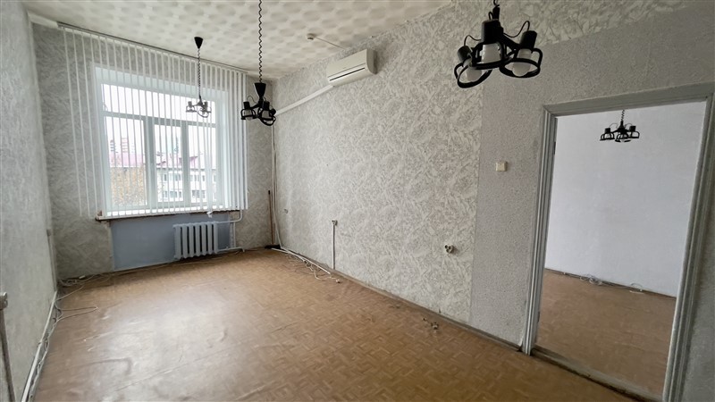 Продажа коммерческой недвижимости, 1334м <sup>2</sup>, Самара, Чернореченская улица,  21