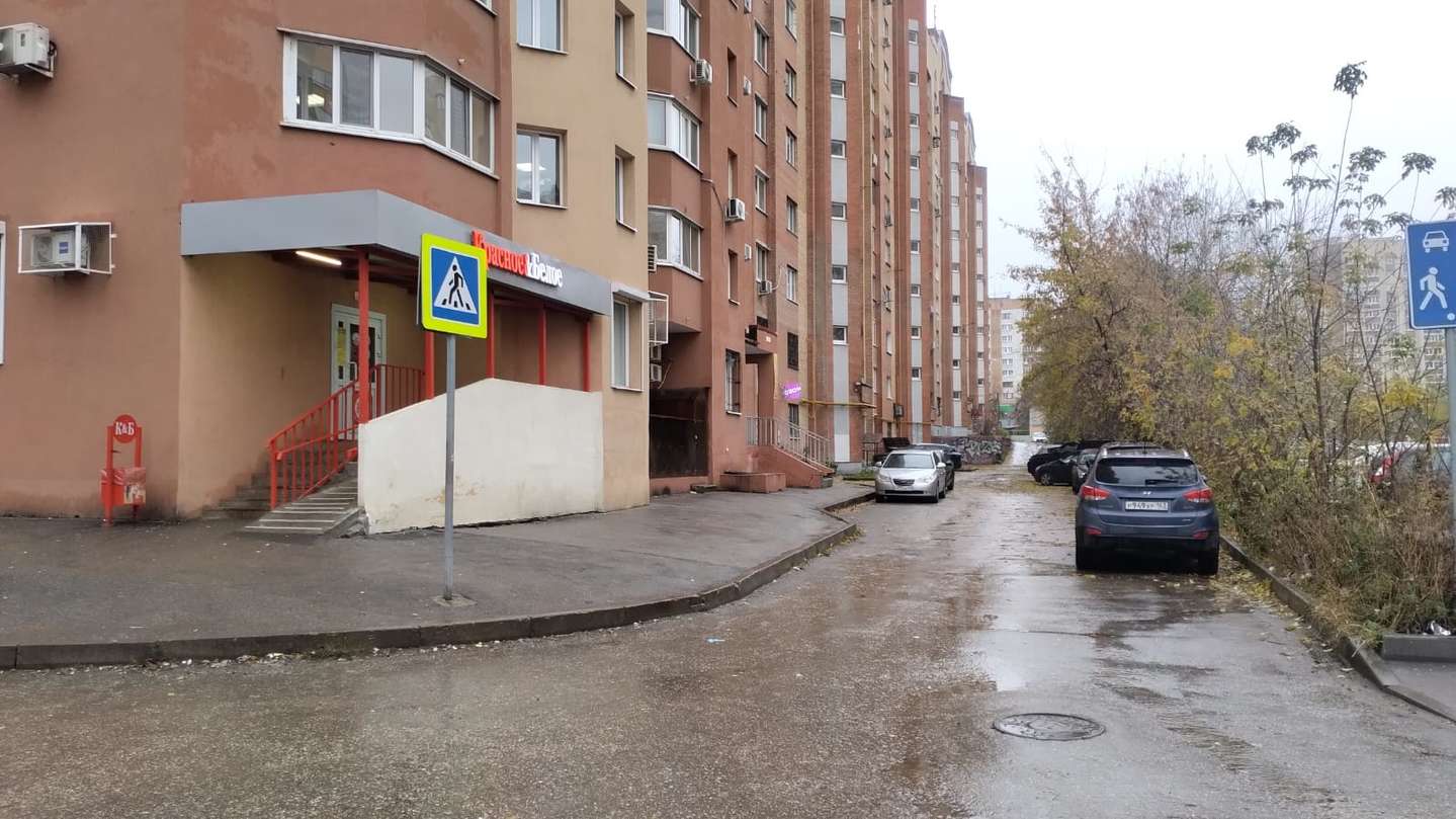 Аренда коммерческой недвижимости, 101м <sup>2</sup>, Самара, Мичурина улица,  147