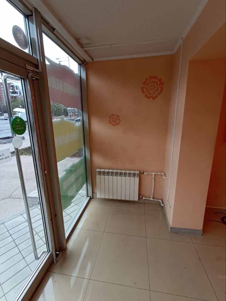 Продажа коммерческой недвижимости, 64м <sup>2</sup>, Самара, Ново-Садовая улица,  22