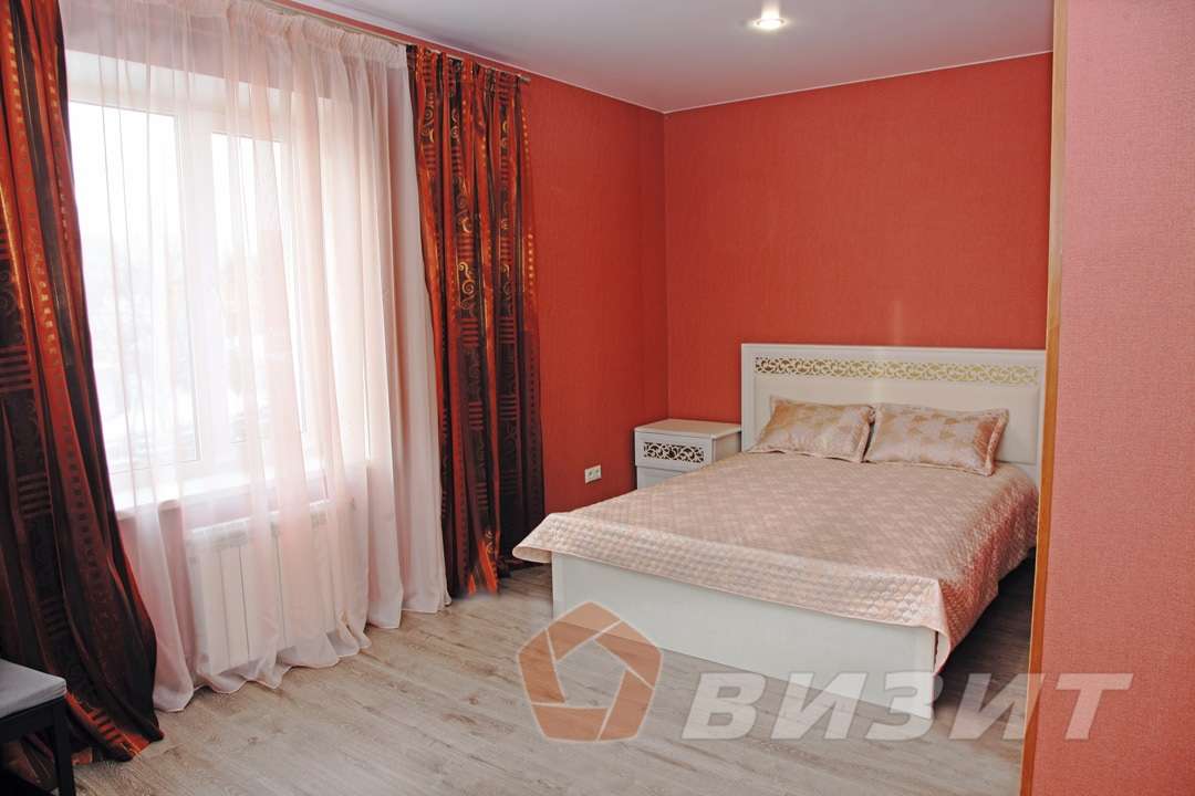 Продажа коммерческой недвижимости, 389м <sup>2</sup>, Самара, Промышленности улица,  181