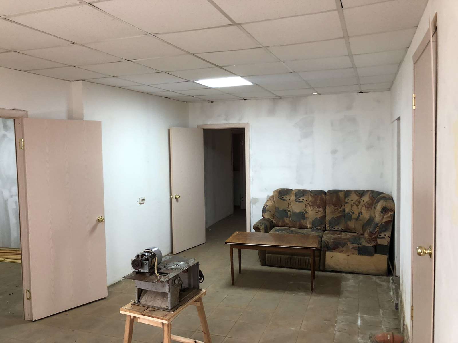 Продажа коммерческой недвижимости, 105м <sup>2</sup>, Самара, Красноармейская улица, дом 124 Продажа коммерческой недвижимости, 105м <sup>2</sup>, Самара, Красноармейская улица, дом 124