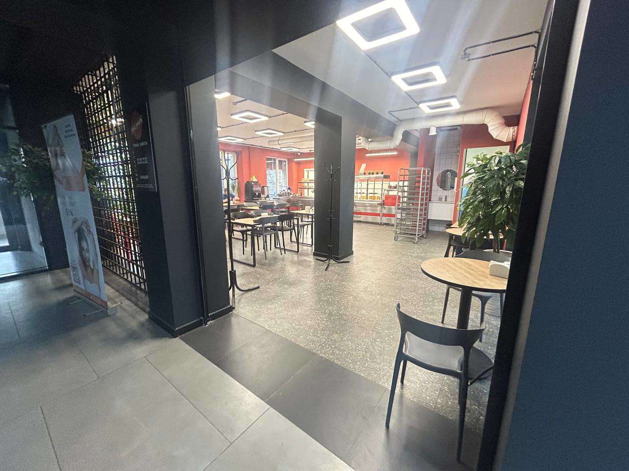 Аренда коммерческой недвижимости, 30м <sup>2</sup>, Самара, Антонова-Овсеенко улица,  44а