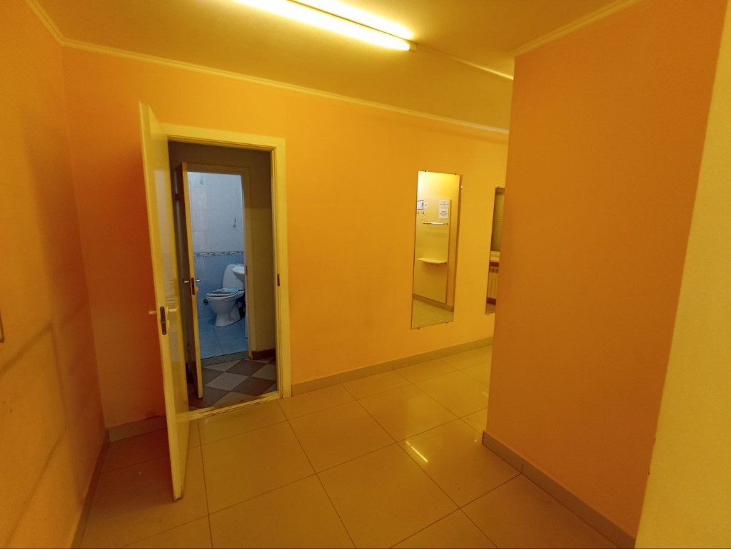 Продажа коммерческой недвижимости, 64м <sup>2</sup>, Самара, Ново-Садовая улица,  22