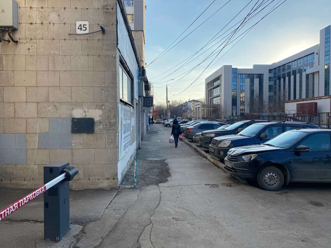 Продажа коммерческой недвижимости, 650м <sup>2</sup>, Самара, Аэродромная улица,  45А