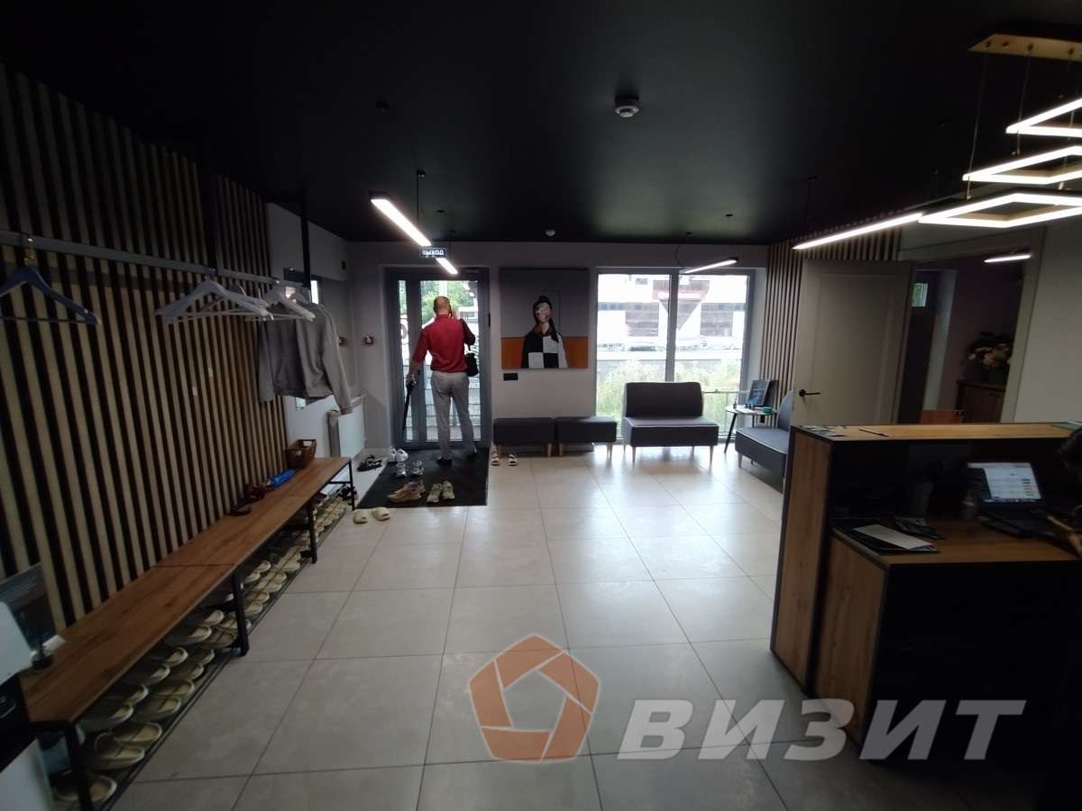 Продажа коммерческой недвижимости, 130м <sup>2</sup>, Самара, Гагарина улица,  32