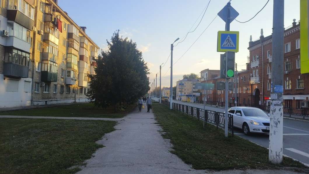 Аренда коммерческой недвижимости, 501м <sup>2</sup>, Чапаевск, Пионерская улица,  2а