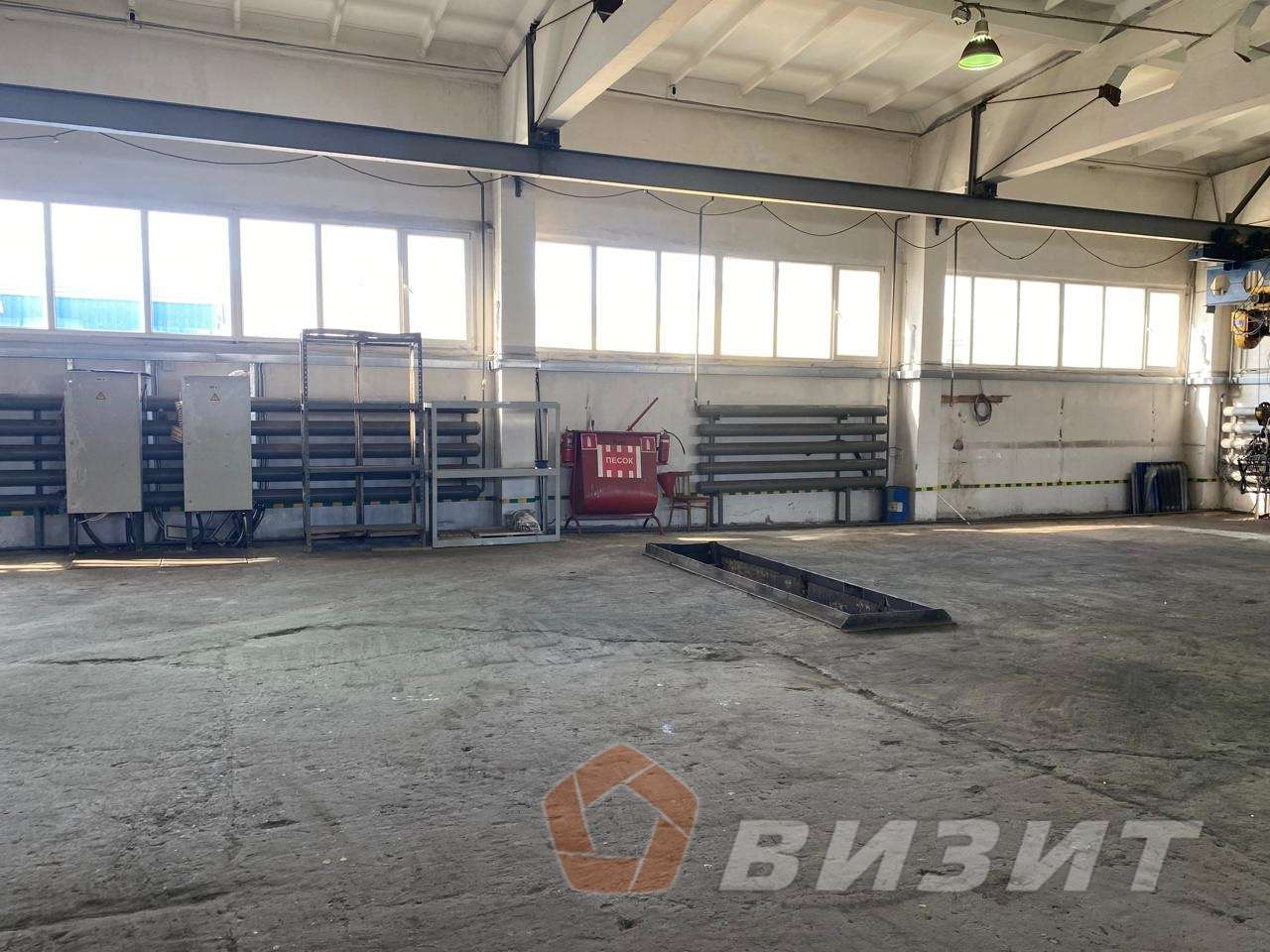 Продажа коммерческой недвижимости, 700м <sup>2</sup>, Новокуйбышевск, Промышленная 2-я улица,  7