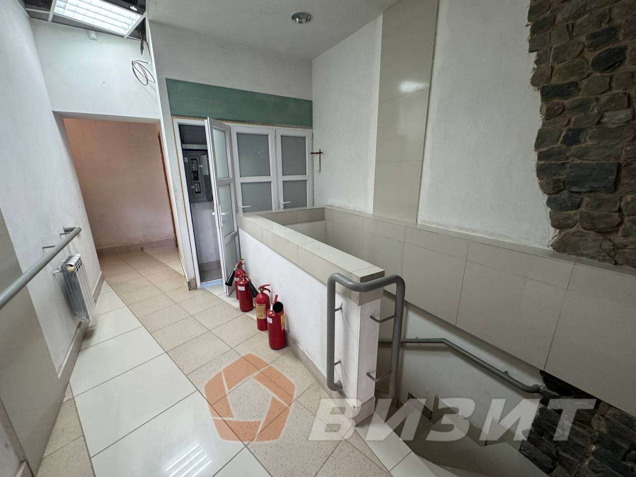 Продажа коммерческой недвижимости, 1036м <sup>2</sup>, Самара, Вятская улица,  18а