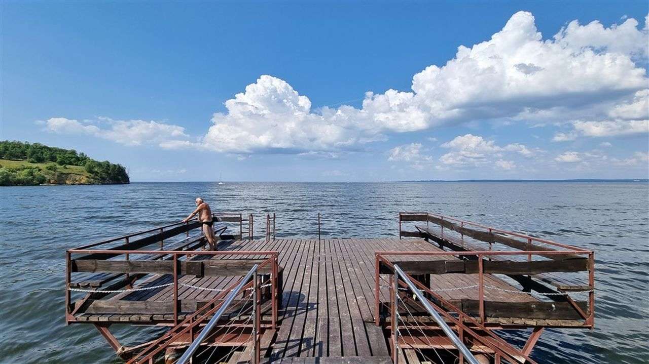 Продажа коммерческой недвижимости, 1700м <sup>2</sup>, Жигули, Советская улица,  116