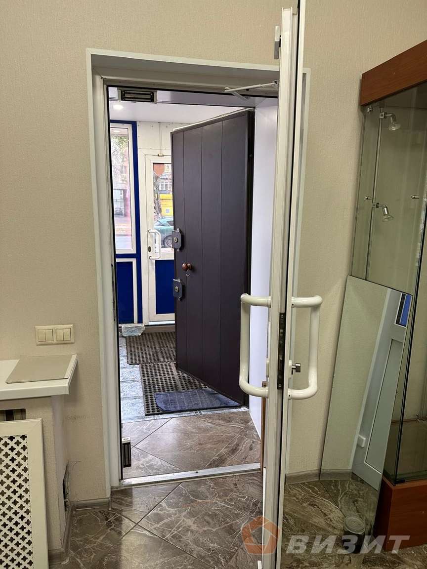 Аренда коммерческой недвижимости, 35м <sup>2</sup>, Самара, Революционная улица,  156