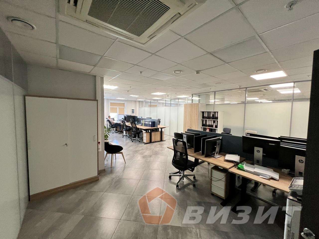 Аренда коммерческой недвижимости, 850м <sup>2</sup>, Самара, Мичурина улица,  21