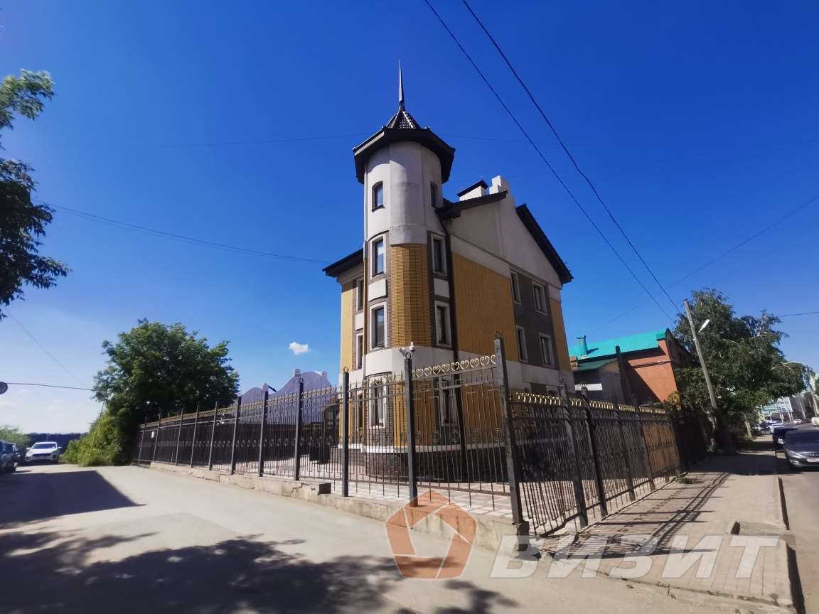 Продажа коммерческой недвижимости, 450м <sup>2</sup>, Самара, Максима Горького улица,  66