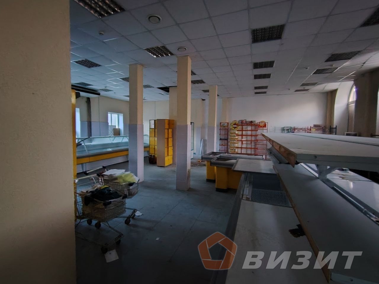 Аренда коммерческой недвижимости, 215м <sup>2</sup>, Новокуйбышевск, Белинского улица,  22