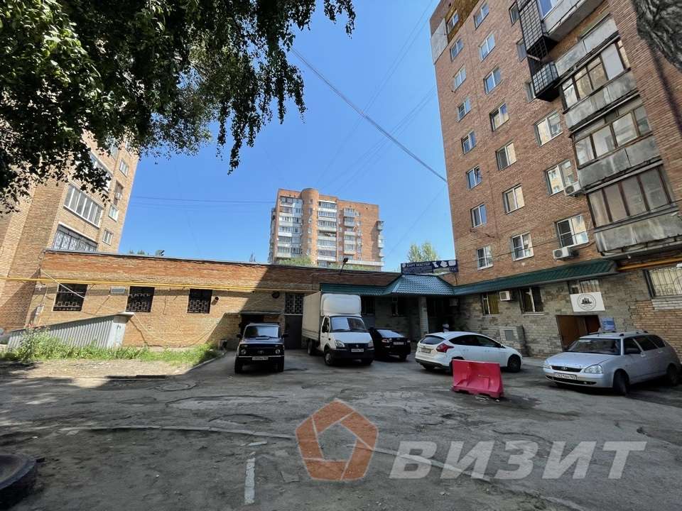 Продажа коммерческой недвижимости, 238м <sup>2</sup>, Самара, Юных Пионеров проспект,  146