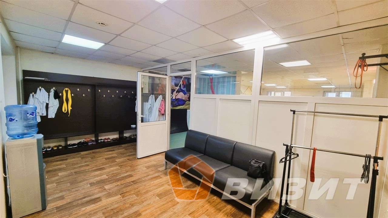 Продажа коммерческой недвижимости, 107м <sup>2</sup>, Самара, Ставропольская улица,  204