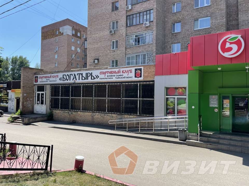 Продажа коммерческой недвижимости, 238м <sup>2</sup>, Самара, Юных Пионеров проспект,  146