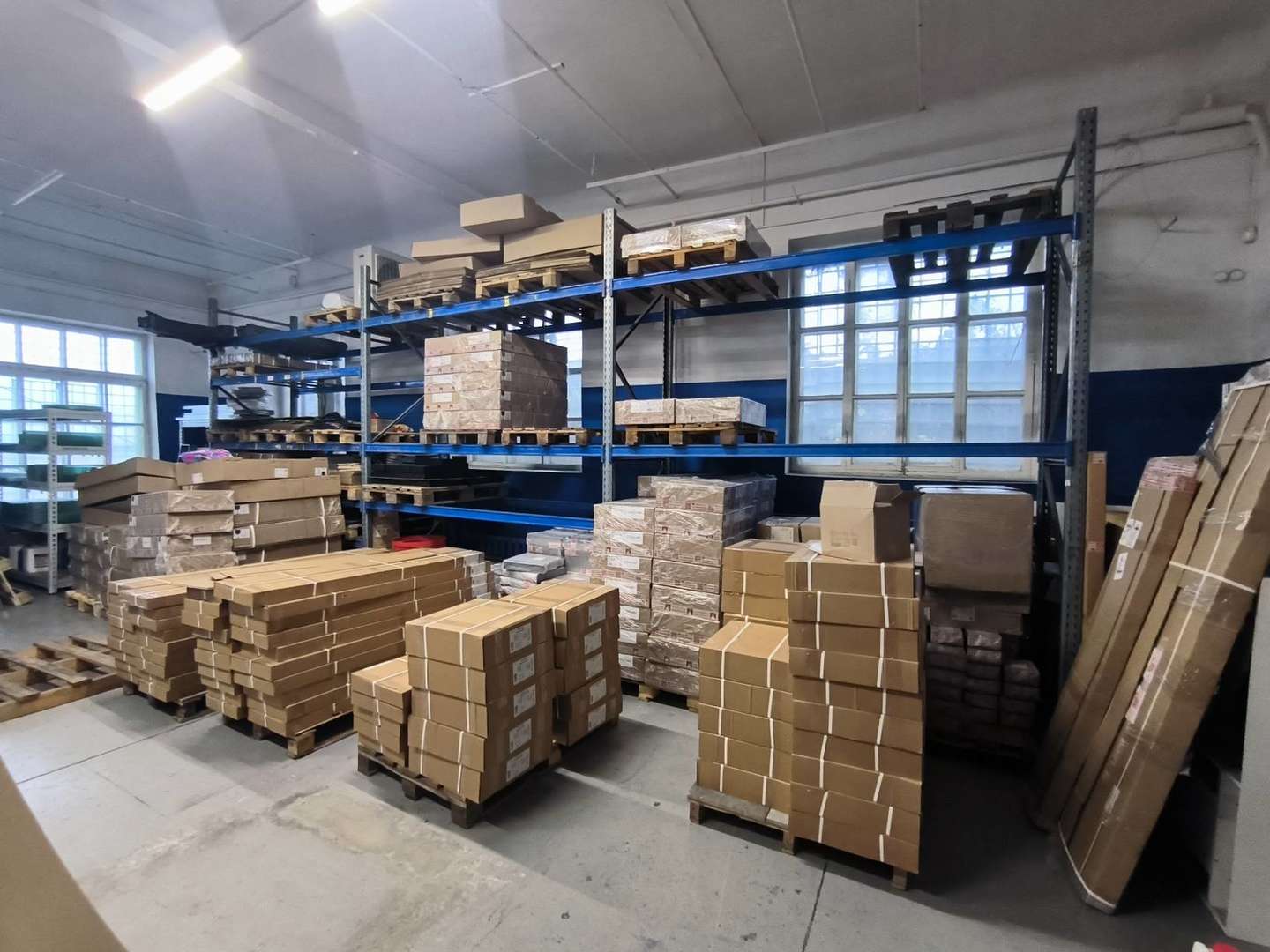 Продажа коммерческой недвижимости, 900м <sup>2</sup>, Самара, Кричевская улица,  4