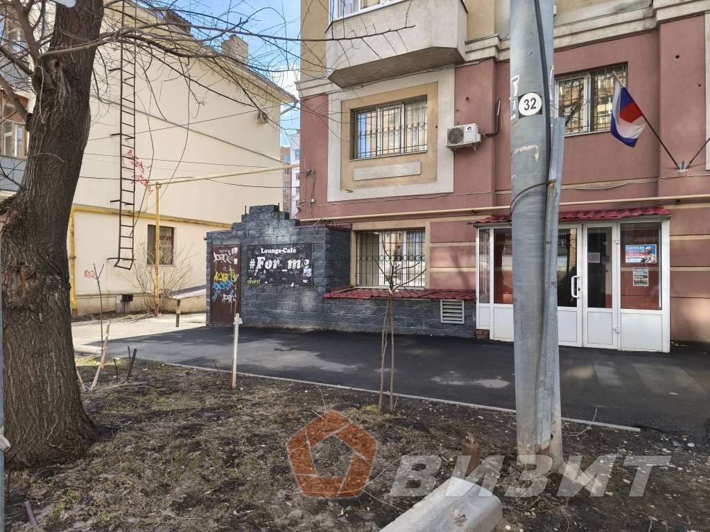 Продажа коммерческой недвижимости, 294м <sup>2</sup>, Самара, Рабочая улица,  85